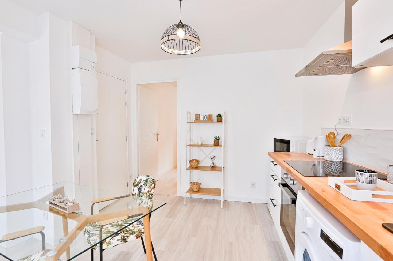 Little Jungle - T2 Avec Parking Apartment Vierzon Exterior photo